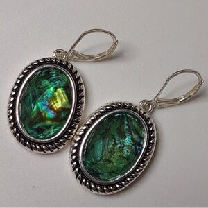 Elegant Green mother Pearl Earrings